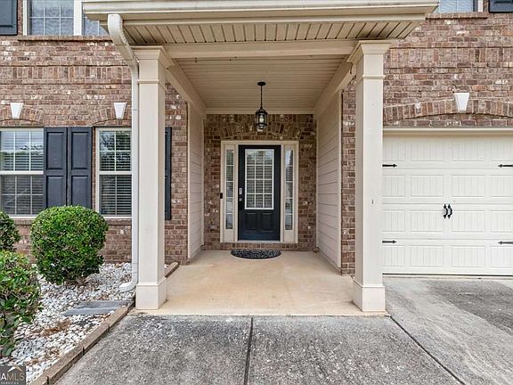5th image of 4748 Chickadee Ln