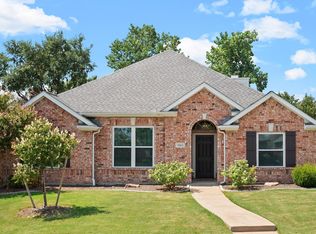 3865 Gillespie Dr, Carrollton, TX 75010