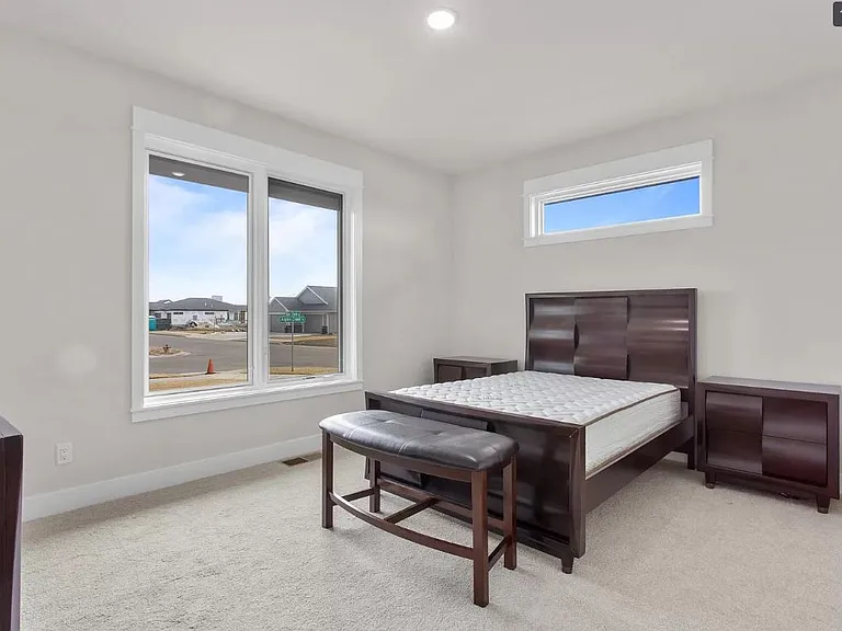 2504 Aspen Creek Trl — Photo 12