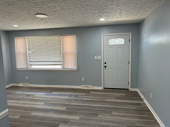 3rd image of 331 Wimbish Dr #2