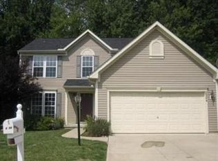 8584 Wayside Dr, Olmsted Township, OH 44138