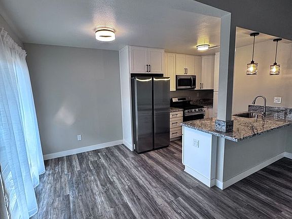 5th image of 2038 Wallace Ave #2038