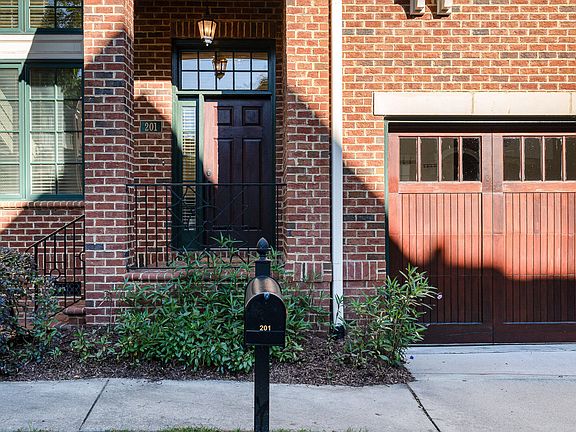 2nd image of 201 Old Franklin Grove Dr