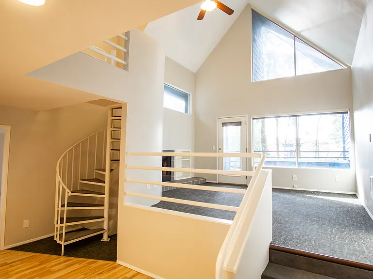 Galewood Commons — Photo 36