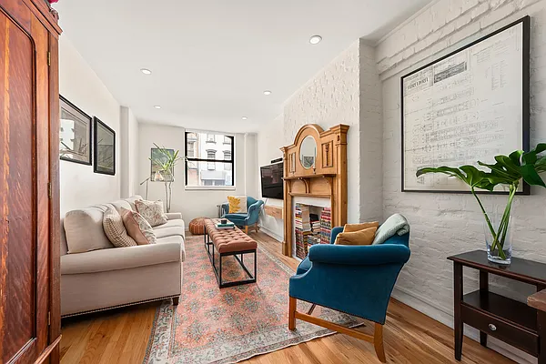 Sold by Compass | media 12