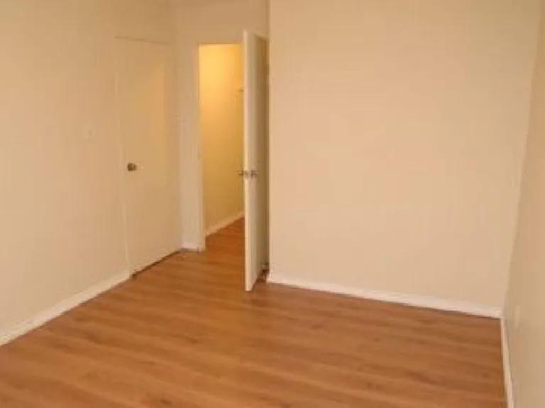 183 Lisgar Ave — Photo 5