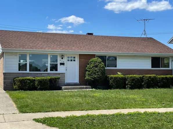 9128 Pembroke Ln, Oak Lawn, IL 60455