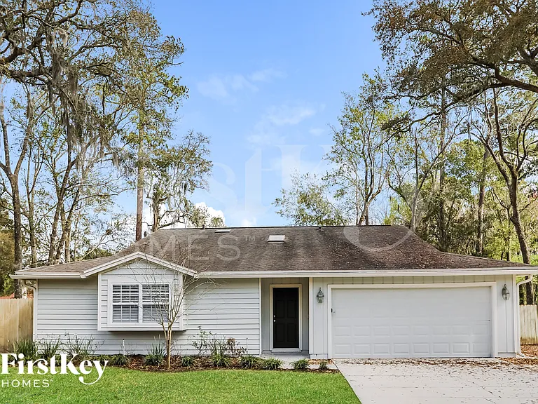 6181 Island Forest Dr — Photo 1