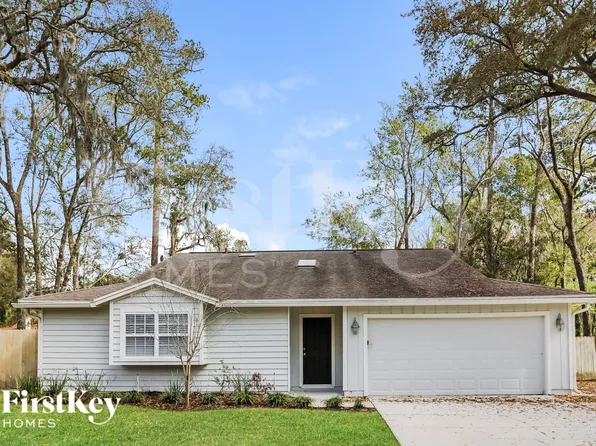 6181 Island Forest Dr, Fleming Island, FL 32003