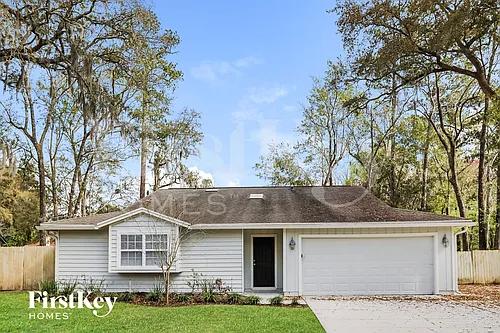 6181 Island Forest Dr Photo 1