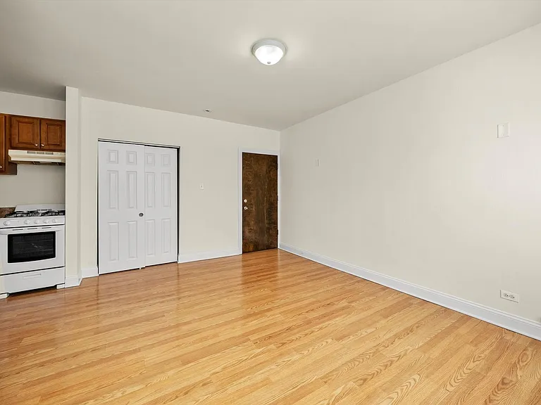 2600 Kimball LLC — Photo 117
