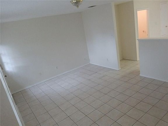 4th image of 752 Panola Dr