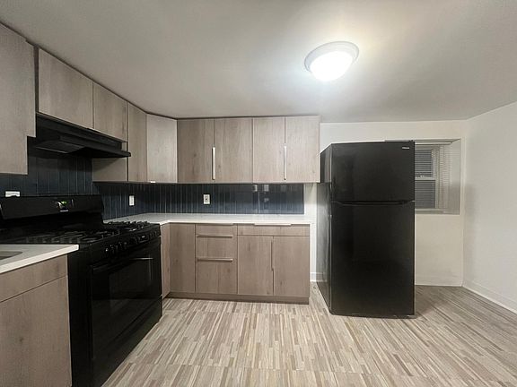 3rd image of 1606 S Austin Blvd #G