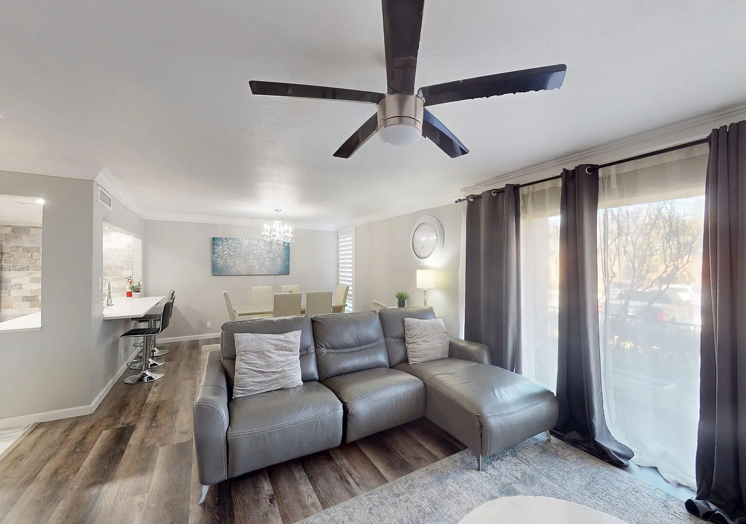 GP78B World Cup Stay - 10 min to AT&T - Sleeps 6 - Free Parking — Photo 4