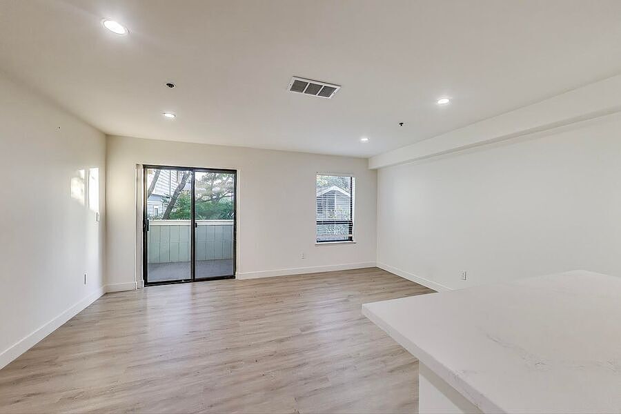 1st image of 95 41st St APT 301