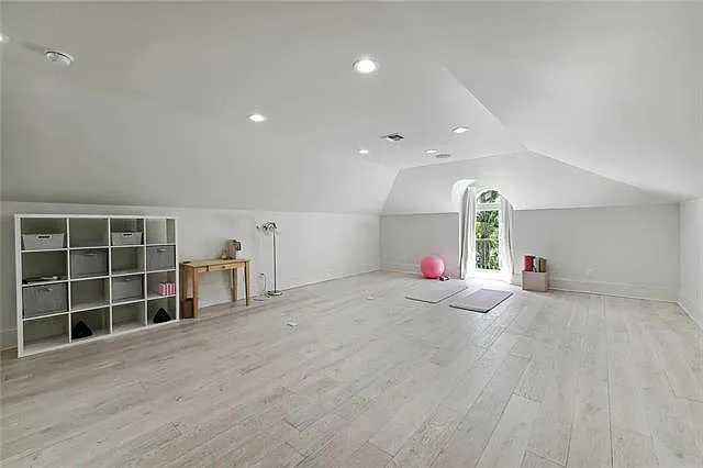 249 Walnut St — Photo 5