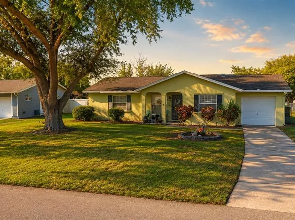 722 Royal Palm Dr, Kissimmee, FL 34743