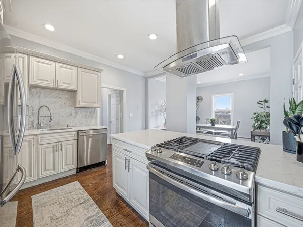 117 Park St, Dorchester, MA 02122