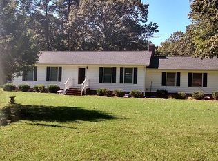 984 Deerchase Rd, Saluda, VA 23149