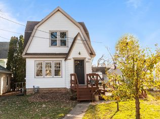 801 Randall Pl, Oshkosh, WI 54901