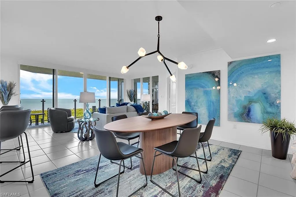 2 bed, 2.0 bath, 1337 sqft, $14,000 — Photo 3