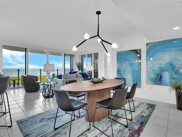 6101 Pelican Bay Blvd #1805 — Photo 3