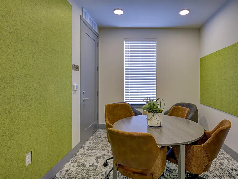 Alexan Rivercrest — Photo 21