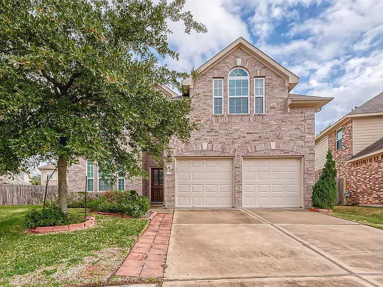 3403 Lilac Ranch Dr — Photo 1