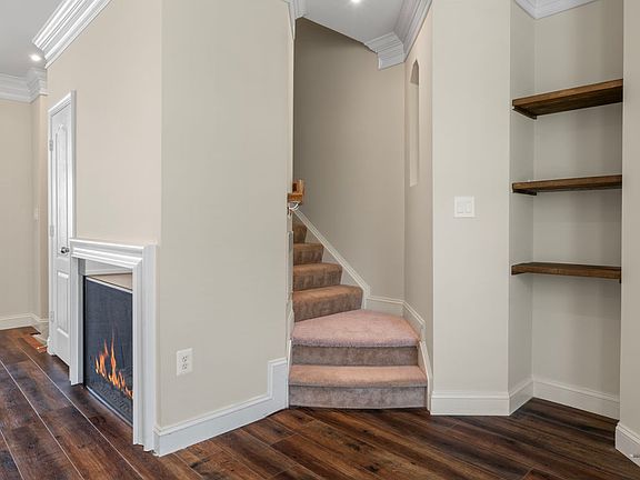 5th image of 2630 River Basin Ln