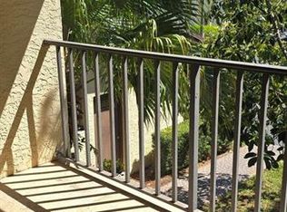 2050 Oleander Blvd APT 11-205, Fort Pierce, FL 34950