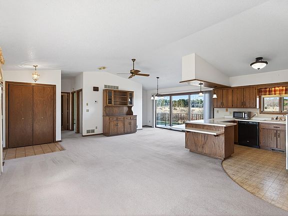 5th image of 10849 Dalton Ave NE