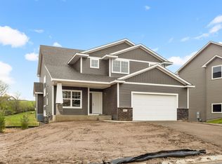 9687 Carbon Ct, Inver Grove Heights, MN 55076