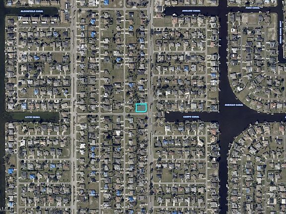 3rd image of 1622 Country Club Blvd