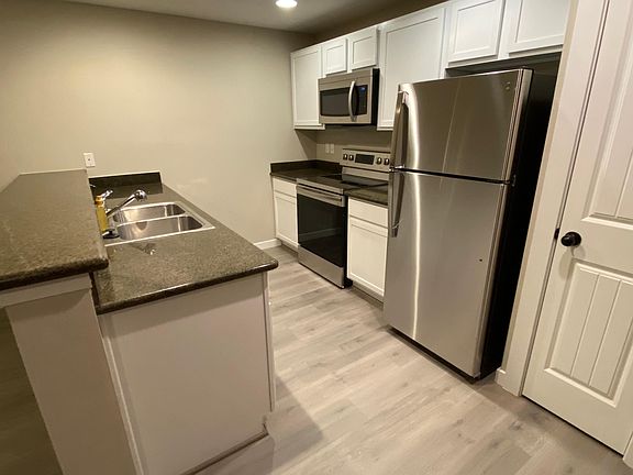 4th image of 9148 184th Ave E