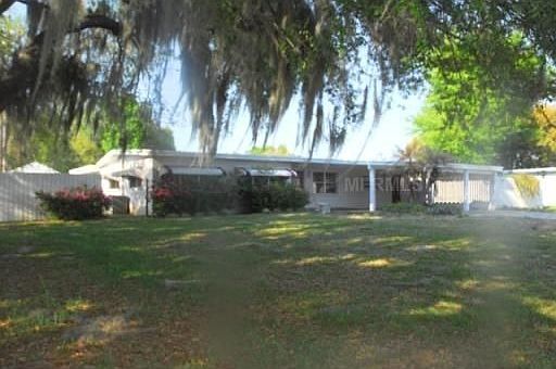 1st image of 690 Manor Dr