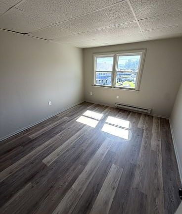 4th image of 20 Spring St #1