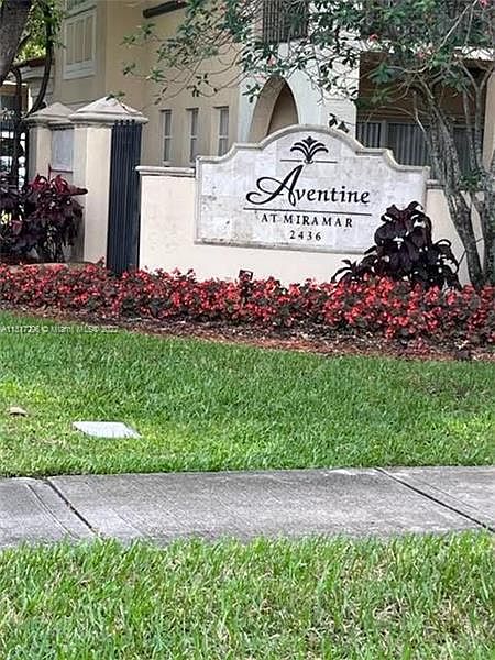 1st image of 2586 Centergate Dr APT 303