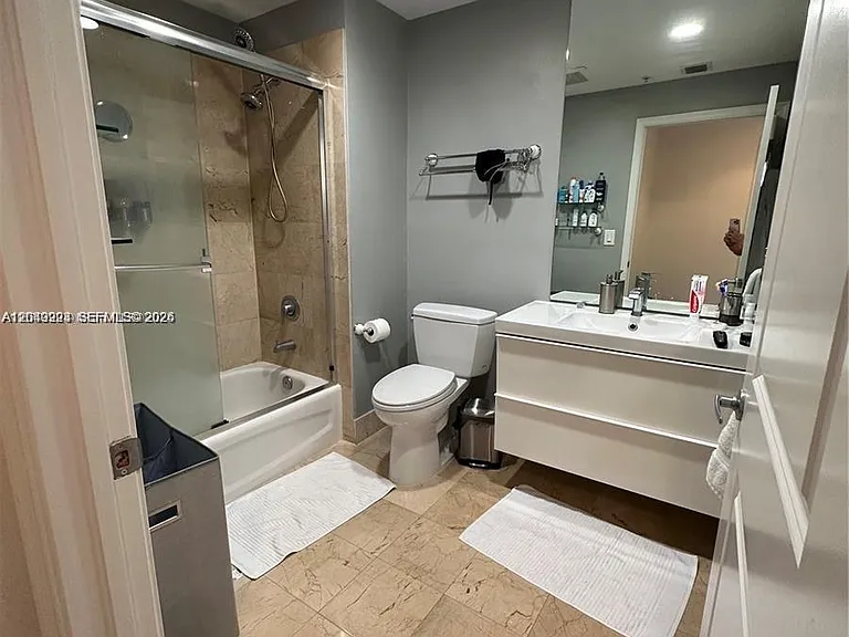 10 Aragon Ave #1113 — Photo 6