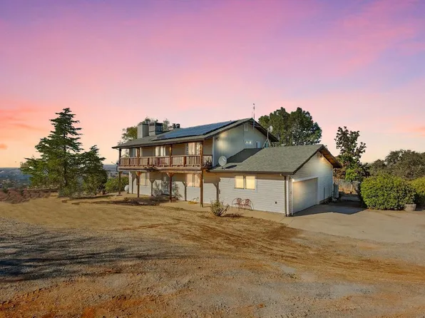 6400 Schmidt Pl, Valley Springs, CA 95252