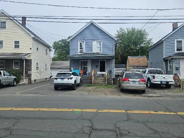 37 Taylor Street, Danbury, CT 06810