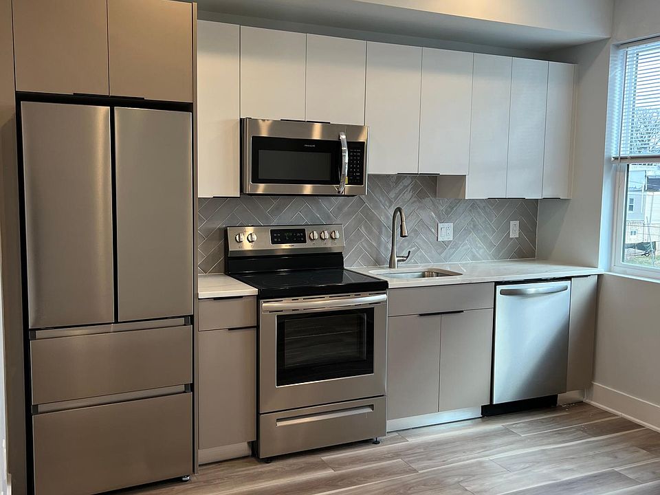 1st image of 3843 Wallace St #4C