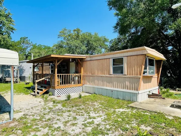 701 Three Rivers Rd, Carrabelle, FL 32322