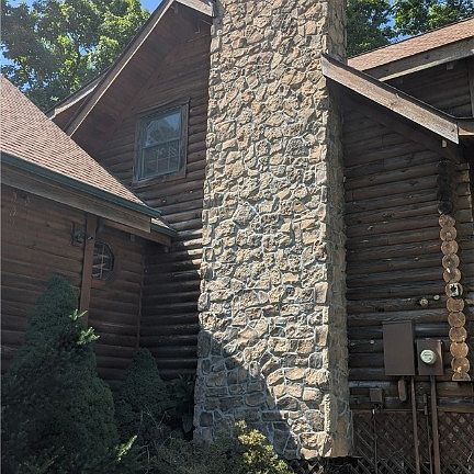 2nd image of 5516 E Hillcrest Drive