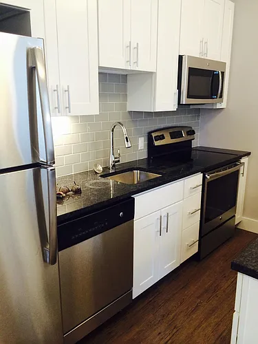 4 E Athens Ave Photo 1