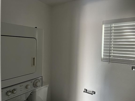 4th image of 1101 Waterloo St #1105.25