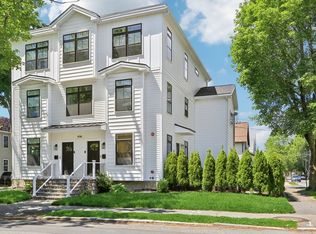 49-A Chestnut St- UNIT 1, Wakefield, MA 01880