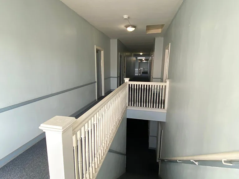 1805 N Kingsley Dr — Photo 21