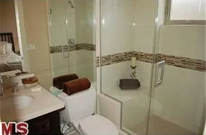 1316 Amherst Ave #201 — Photo 9