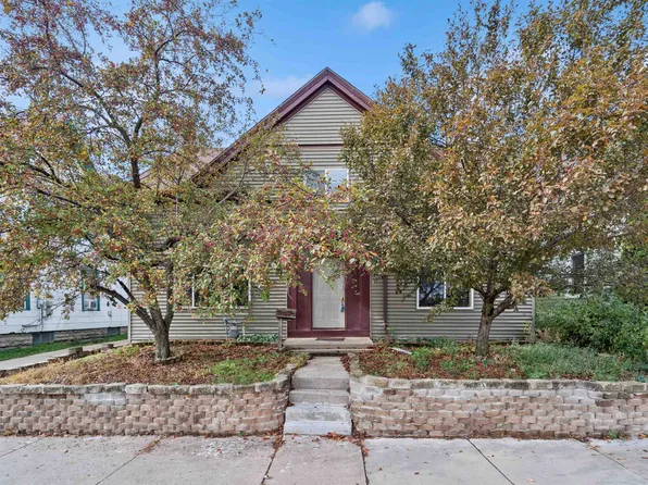 1333 Jefferson St, Oshkosh, WI 54901