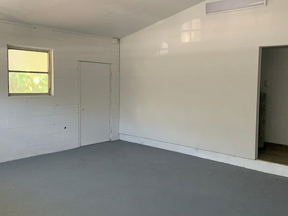4th image of 707 Lafayette Blvd